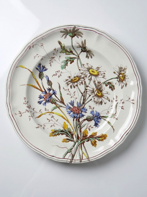 Antique Longchamp deep dish with polychrome ironstone daisies