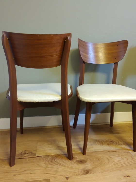Image 1 of 2 chaises Mid Century en teck des années 60