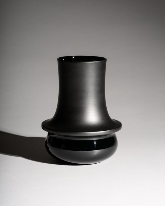 Image 1 of Black Porcelain Vase Duo Wolf Karnagel & Sami Wirkkala for Rosenthal, 80s–90s