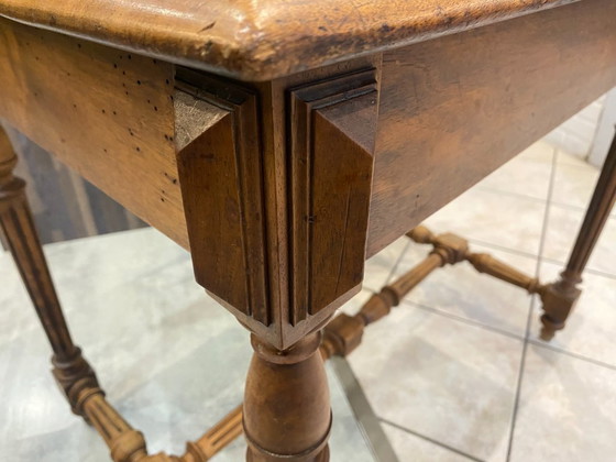 Image 1 of Escritorio con 1 cajón en madera maciza de roble con patas torneadas y talladas, 89x62cm