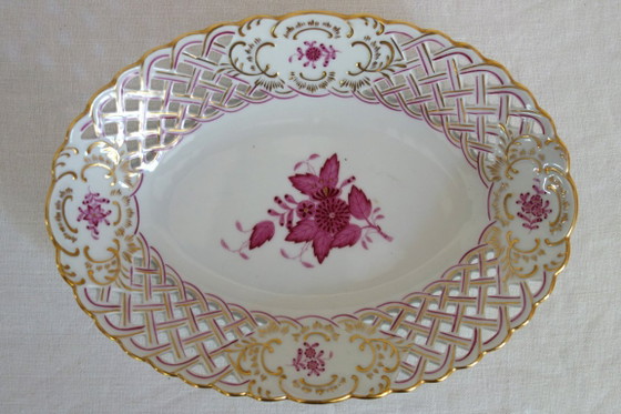 Openwork porcelain bowl, Herend factory, Hungary – Table accessories (photo 4 of 11)