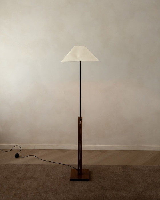 Vintage Belgische postmoderne verstelbare vloerlamp van Bellino, jaren 90, hout met sculpturaal – Vloerlampen (photo 5 of 14)