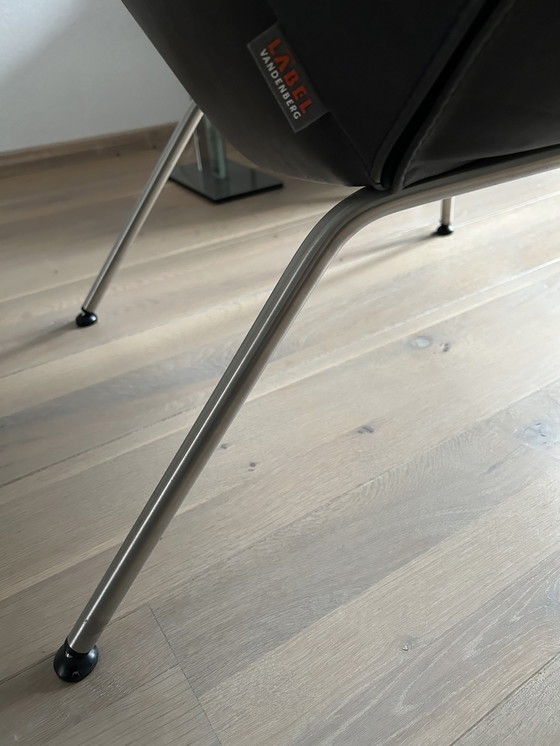 Image 1 of Label Van Den Berg