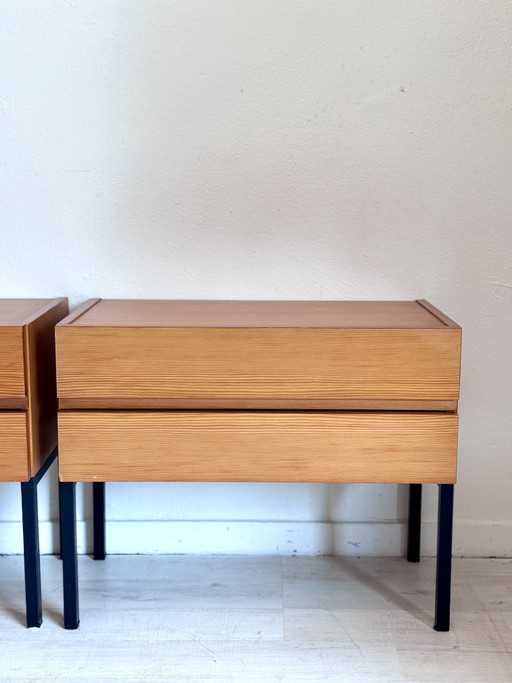Vintage Minimalistische Nachttische 60er Jahre – nachtkastjes, Wood, Metal (photo 2 of 11)