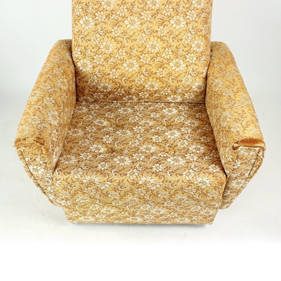 Image 1 of Midcentury Wingchair op wielen van Ton, Tsjecho-Slowakije, jaren 60