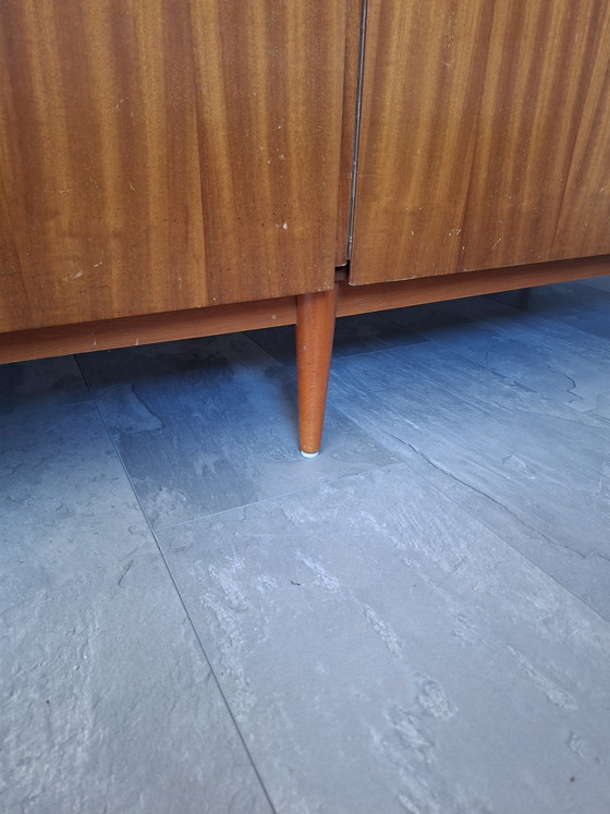 Image 1 of armoire en teck du milieu du siècle