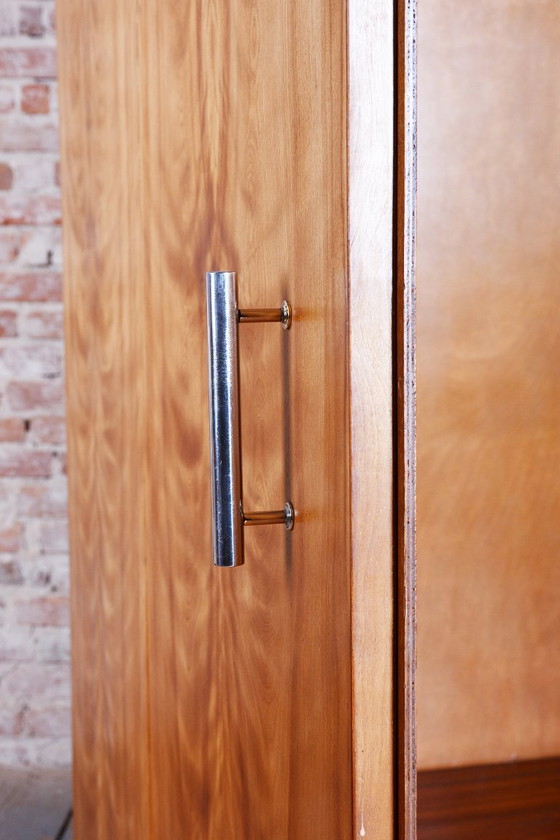 Gerestaureerde Bauhaus-kledingkast, door H.J.Hagemann, Mücke-Melder, Tsjechië, jaren dertig – Kledingkasten (photo 5 of 15)