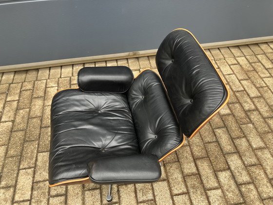 Image 1 of Sillón Eames de Herman Miller by Vitra con otomana. ¡De 1983 con factura! Rio Palissander