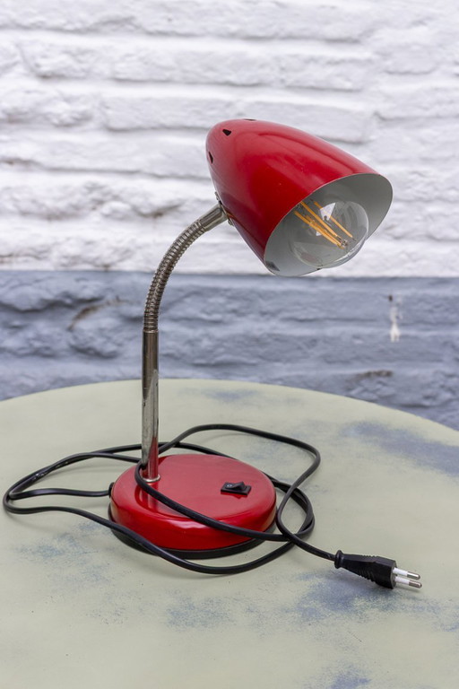 Retro-Schreibtischlampe in Dunkelrot, inspiriert vom Weltraumzeitalter / Massive