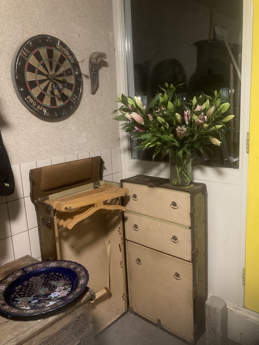 1920s wardrobe trunk