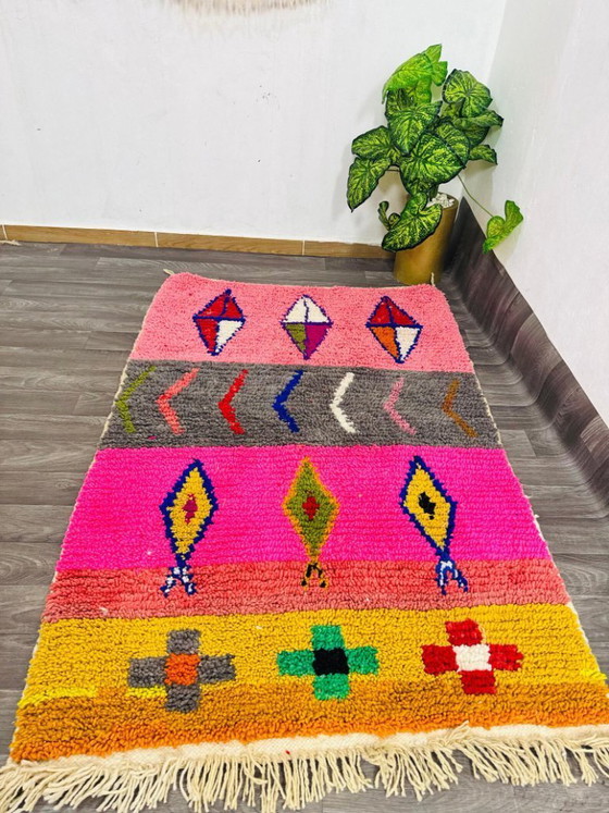Image 1 of Alfombra marroquí hecha a mano de 250 cm x 150 cm.