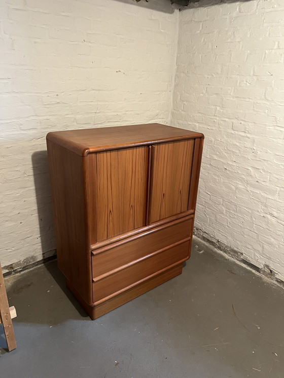 Image 1 of Aparador de madera de teca de 1960, estilo mediados de siglo.