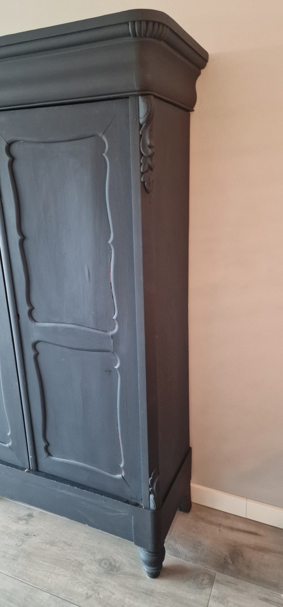 Image 1 of Prachtige matzwarte brocante kast
