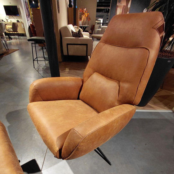 Image 1 of Sillón reclinable XOOON Capri con otomana