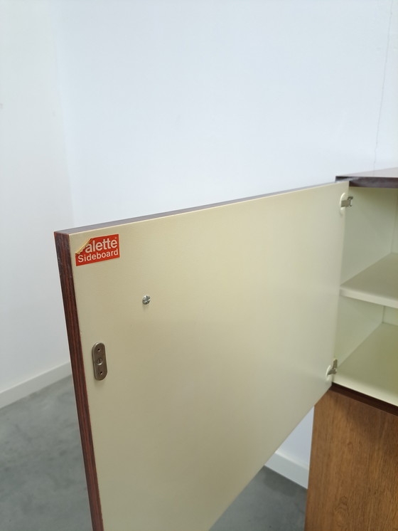 Image 1 of Meuble Palette Möbel en placage de bois de rose avec 4 compartiments et poignées rondes vintage