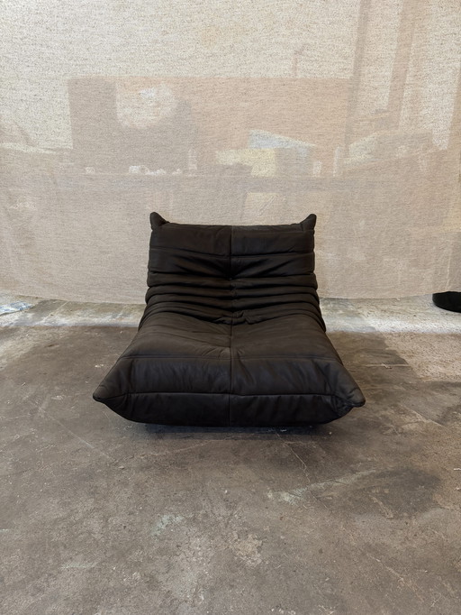 Togo 1 zit Ligne Roset in zwart aniline leder
