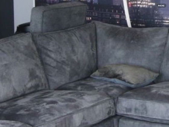 Splendid Pronto Corner Sofa (3x2.5m) Anthracite Microleather – As Good As New + 2 Headrests – 3-5 seaters (photo 2 of 6)