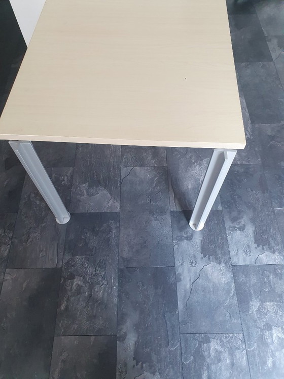 Image 1 of Bulo H2O table