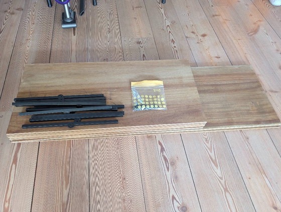 Image 1 of Planken in mid-century/industriële stijl (x2)