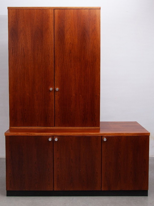 Aparador alto Alfred Hendrickx de estilo moderno de mediados de siglo, década de 1960.