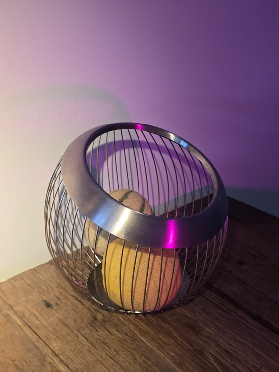 Image 1 of Classico del design: cestino/fruttiera in filo metallico Cromargan di WMF