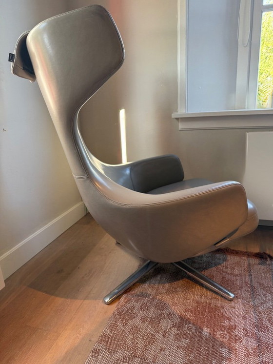 Image 1 of Vitra Gran Repos