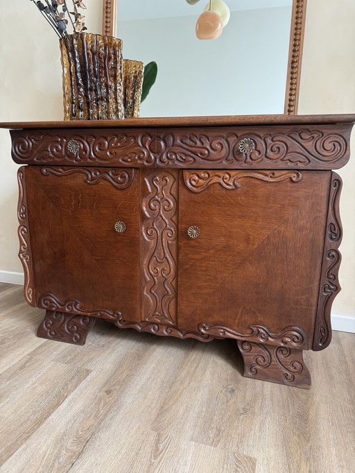 Vintage cabinet