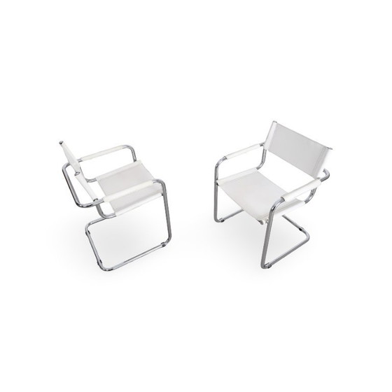 Image 1 of Set di 2 sedie a sbalzo in stile Bauhaus, simili a quelle di Mart Stam e Marcel Breuer.