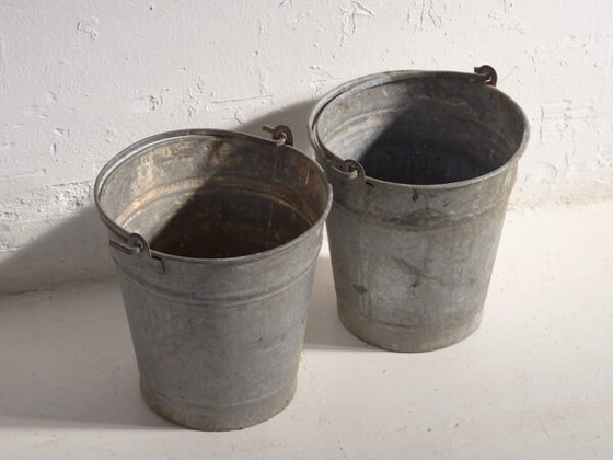 Antique metal buckets (c.1920). Set of 2 pieces – Decorative Objects, Rustic (photo 12 of 16)
