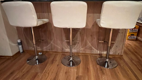Set di tre sgabelli da bar vintage – Metal (photo 7 of 10)