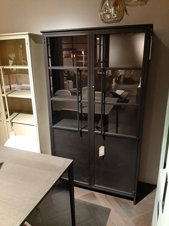 Exponat - – Woood, Vitrine (photo 2 of 3)