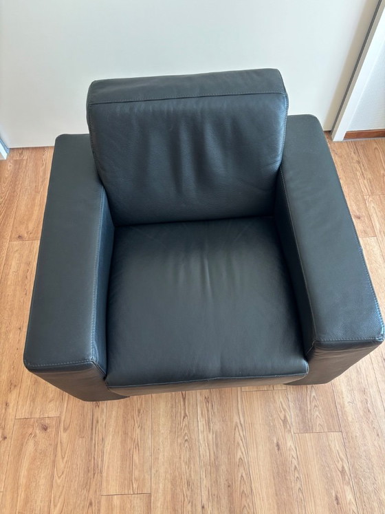 Leather Armchair in Good Condition (photo 3 of 5)