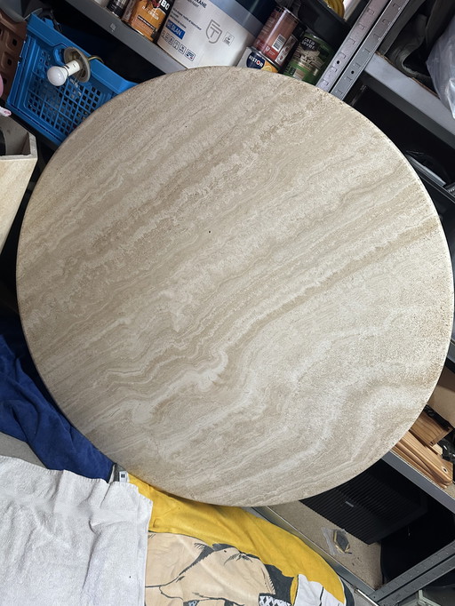 Runder Esstisch aus Travertin Ø120