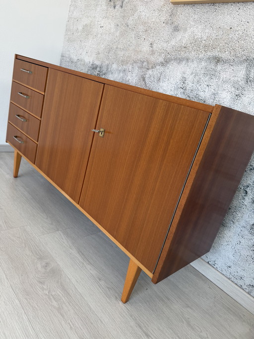 Mid-Century Sideboard / Chest of Drawers 1960s – Walnut – Vintage
