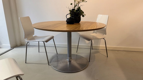 Image 1 of Artifort Circle round table 120 cm