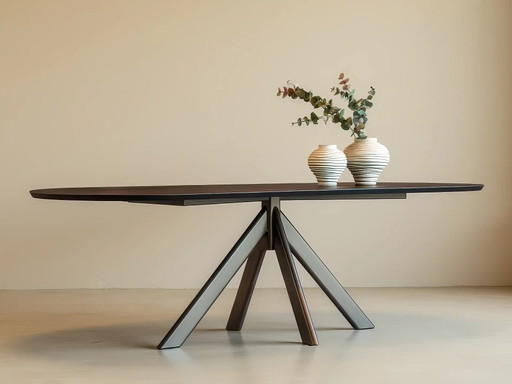 Beaufort – RT Design, eettafels, Metal