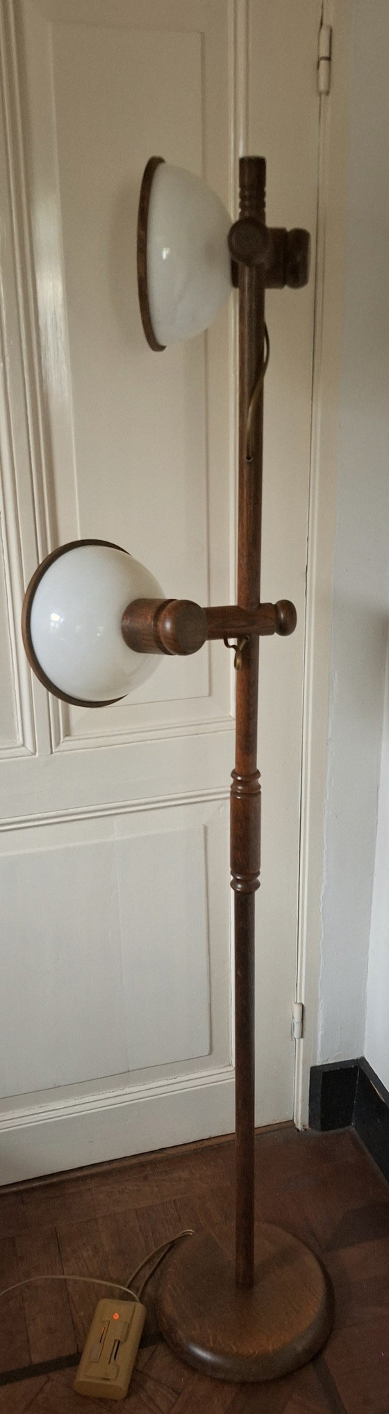 Steinmetz-Eichenpilz-Stehlampe – Steinhauer, Stehleuchten, Plastic, Wood (photo 6 of 14)
