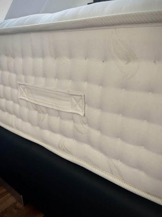 Image 1 of Letto matrimoniale Haskins King George Deluxe con base a molle 180x200 | praticamente nuovo | Prezzo originale: € 3.595