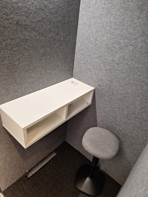 Poddie Phone Call Cabin