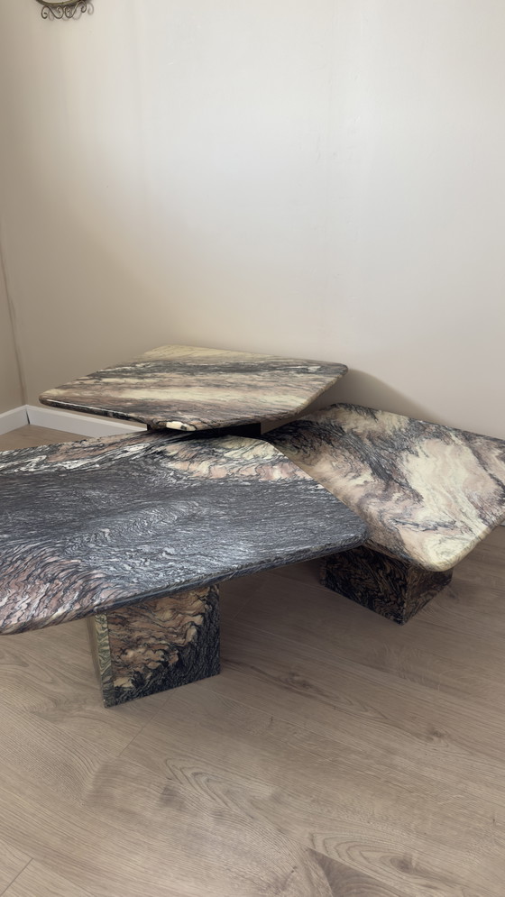 Image 1 of Set di tavolini da caffè in marmo