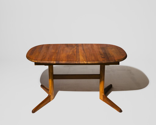 Vintage Scandinavian dining table in solid teak – 1960