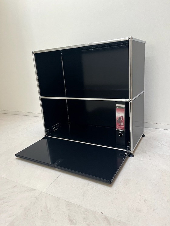 Image 1 of Mobile USM Haller in parte aperto, in parte con ribalta.