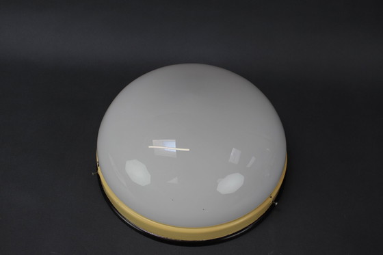 Image 1 of Industrielle Wand- oder Deckenleuchte aus Bakelit, 1940er Jahre.