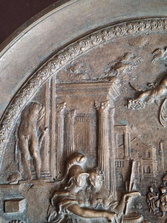 Image 1 of Paar Bronzebecher des Zweiten Kaiserreichs im antiken Stil: Der Triumph der Tugend und Neptun und Amphitrite