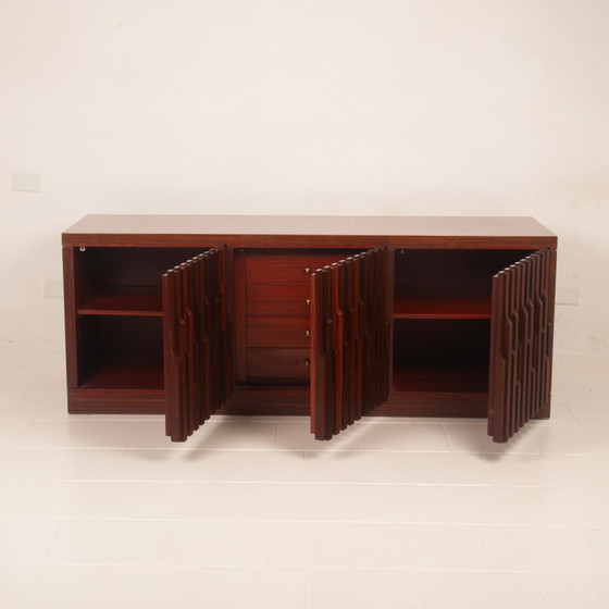Luciano Frigerio Brutalist Padouk Hout Gaetano Dressoir voor Frigerio di Desio – Brass (photo 15 of 24)