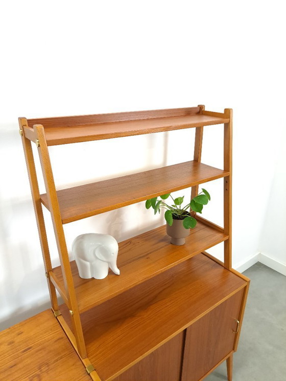 Image 1 of Armario doble de chapa de teca con escritorio de Suecia