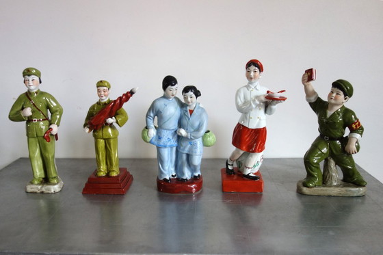 Image 1 of 10 statues of the Chinese Cultural Revolution