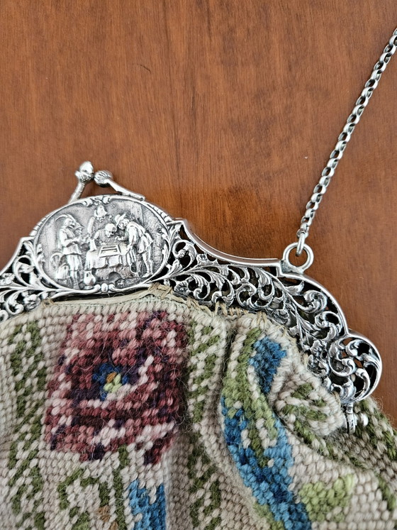 Monture de Sac Antique en Argent avec Scène de Café env. 1910 – Autres sacs, Tweed (photo 2 of 12)