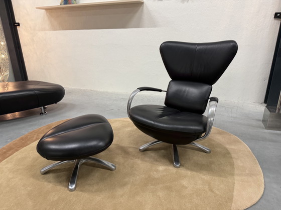 Image 1 of Poltrona girevole Leolux Formi Phase 2 con poggiapiedi in pelle nera