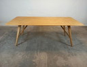 Tavolo da pranzo in legno design scandinavo